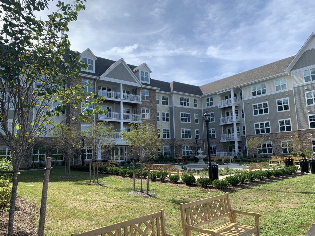Fountaingate Gardens Independent Living Community in Commack Officially Opens File name: image.png
